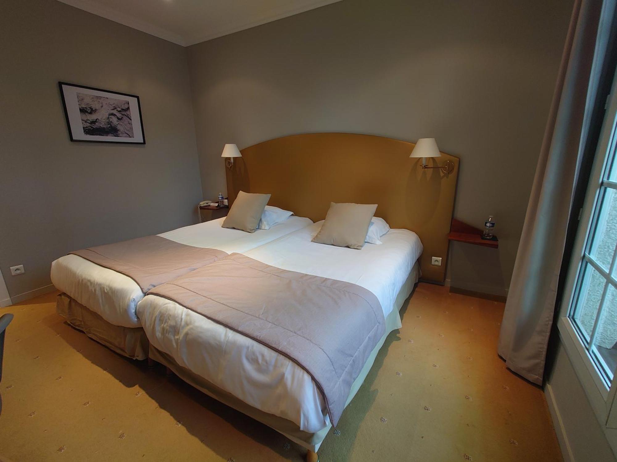 Hotel Le Continental Forges-les-Eaux Kamer foto